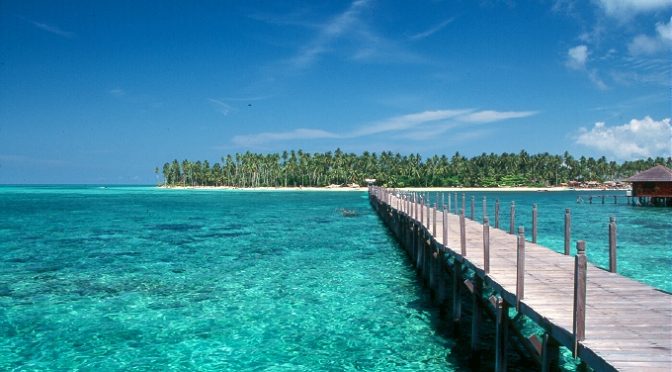 Daftar Pantai dan Pulau Paling Tercantik di Malaysia 2024