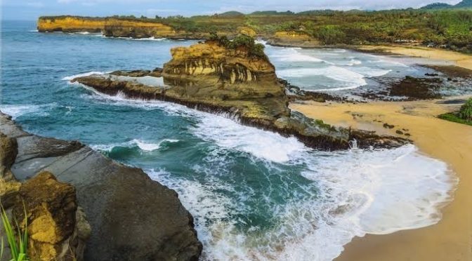 3 Wisata Alam Yang Ada Di Pulau Jawa Wajib Di Kunjungi!